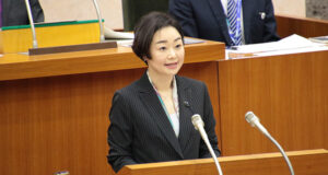 12月議会の一般質問に登壇する安藤じゅん子千葉県議会議員