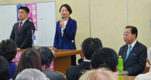 野田佳彦立憲民主党代表と安藤じゅん子衆議院議員、関根ジロー松戸市議