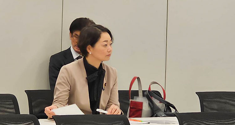 会派文部科学部会議に出席する安藤じゅん子衆議院議員