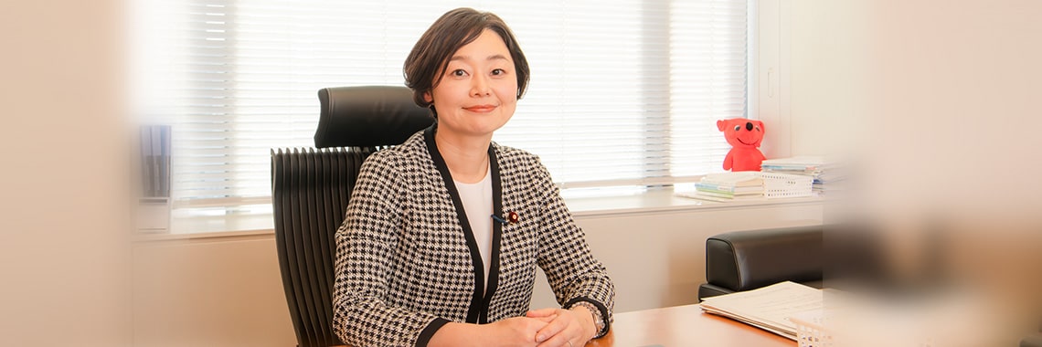 安藤じゅん子衆議院議員プロフィールページ画像