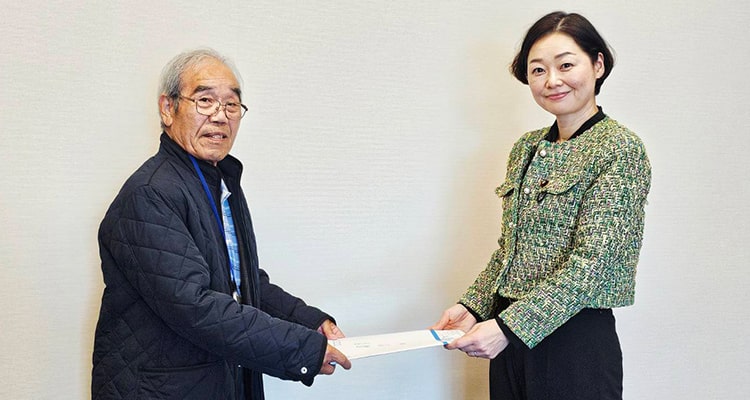 千葉土建松戸支部予算要望を受け取る安藤じゅん子衆議院議員