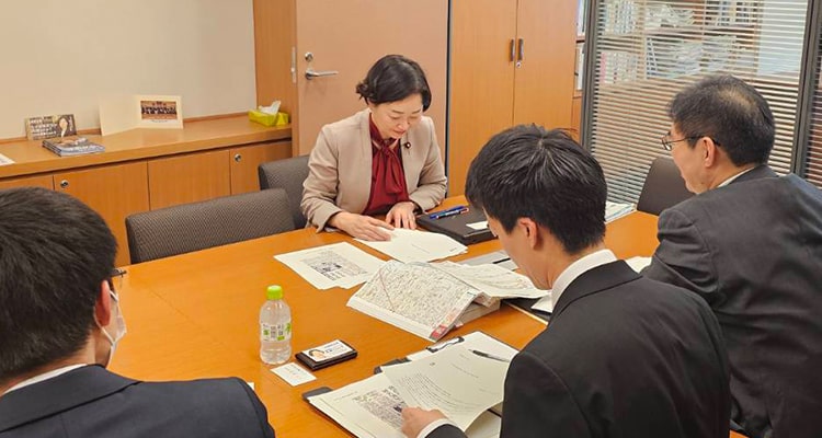 国交省調査室レクに参加する安蔵じゅん子衆議院議員