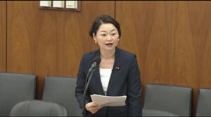 安藤じゅん子の質疑