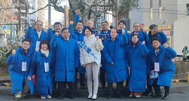 選挙期間、安藤じゅん子と共に戦ってくれる仲間たち