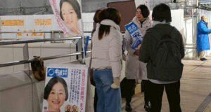 夜の駅頭にて安藤じゅん子