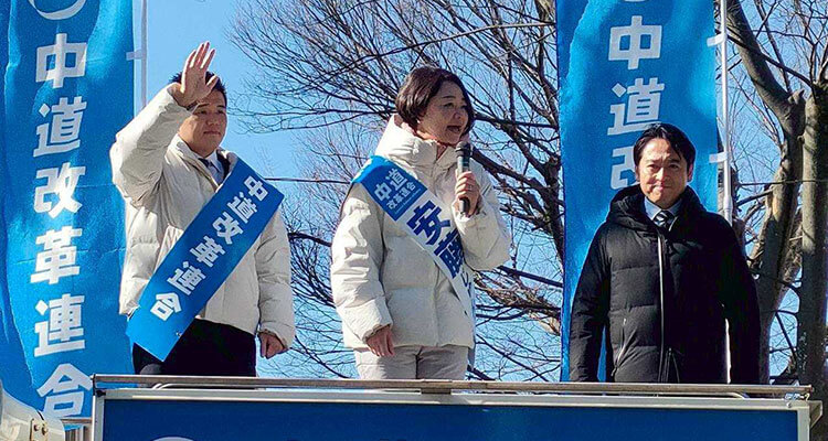 合同演説会をする安藤じゅん子